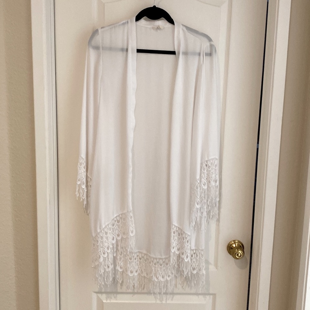 Show Me Your Mumu White Vintage Kimono Size Medium